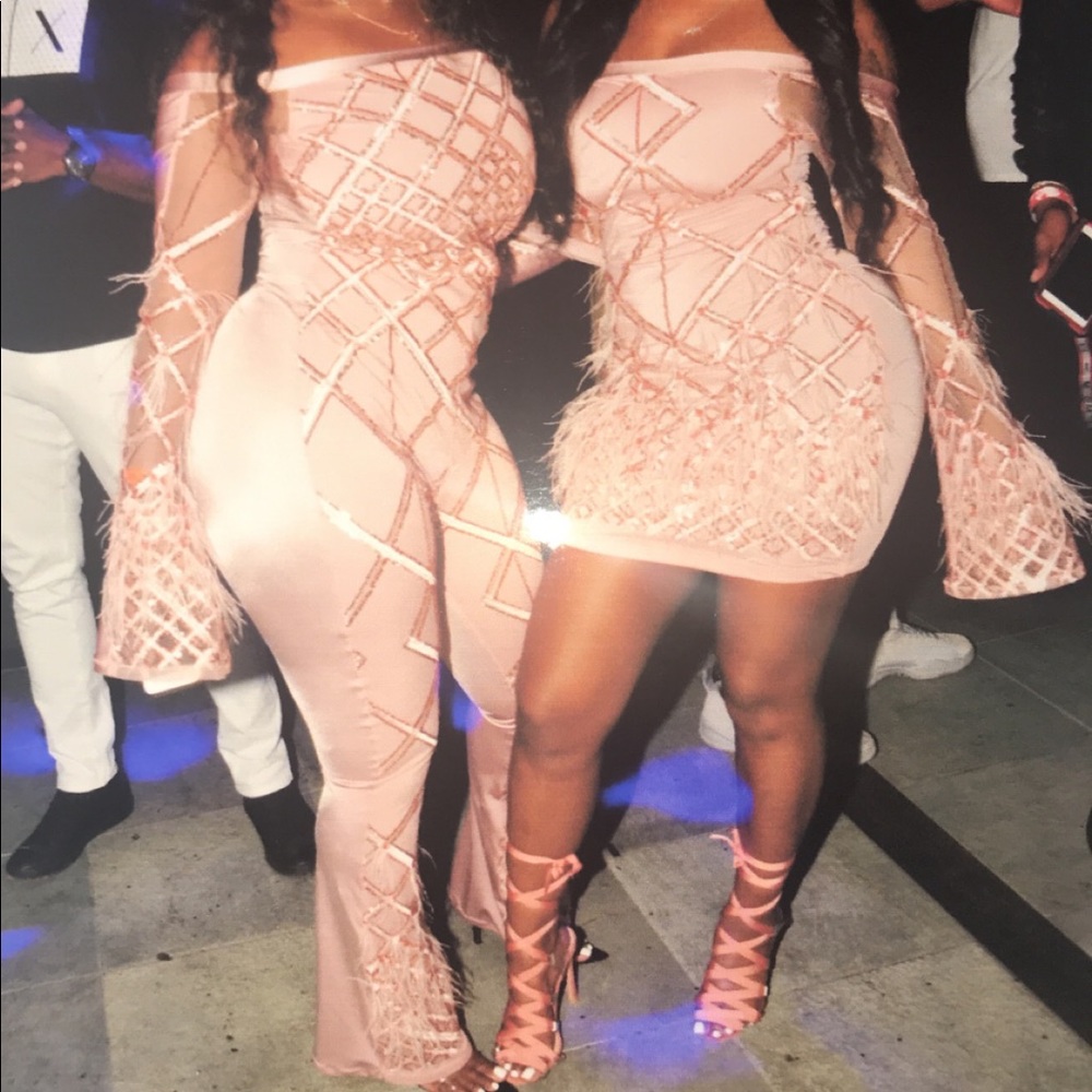 Only selling Dress. Worn once.